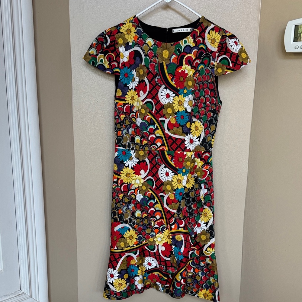 Alice and Olivia Kirby ruffled floral print dress size 0 Like New